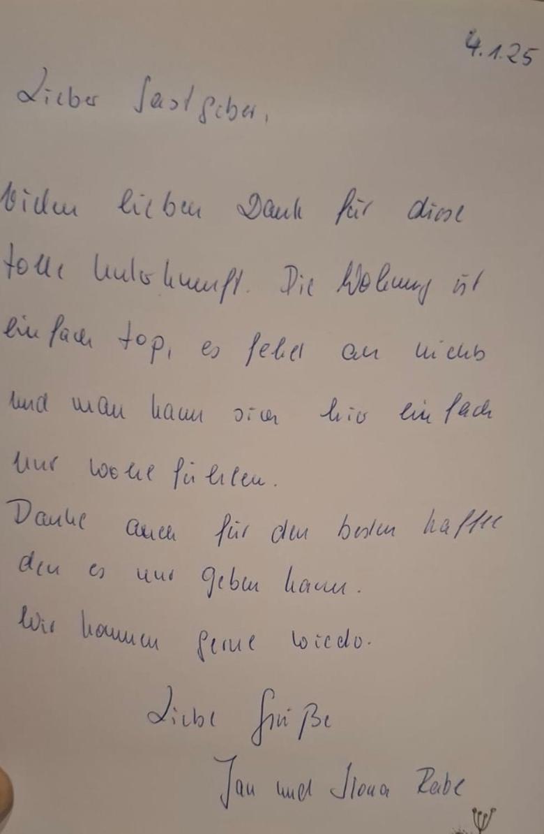 Appartement "Stadtgefluester" Im Zentrum, Inkl Stellplatz, 2 Betten, Babybett, Balkon, Gratis Kaffee Und Tee, Wlan 包岑 外观 照片